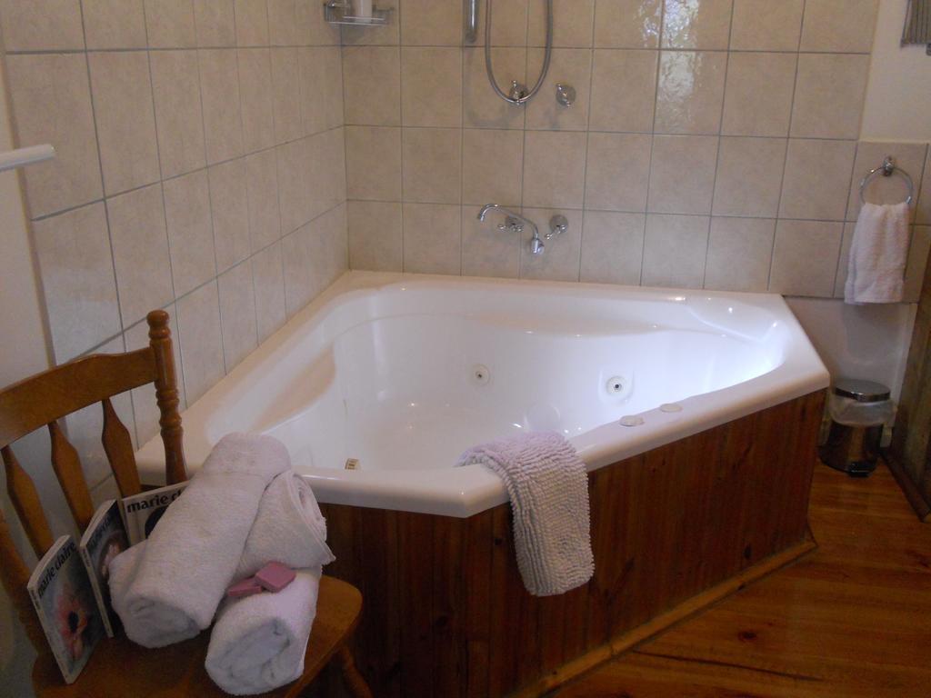 Astley Cottage Daylesford Bagian luar foto